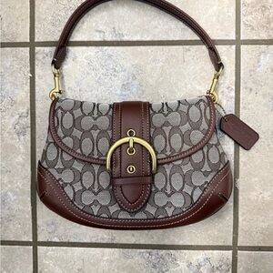 Coach soho jacquard shoulder bag. In great condition.